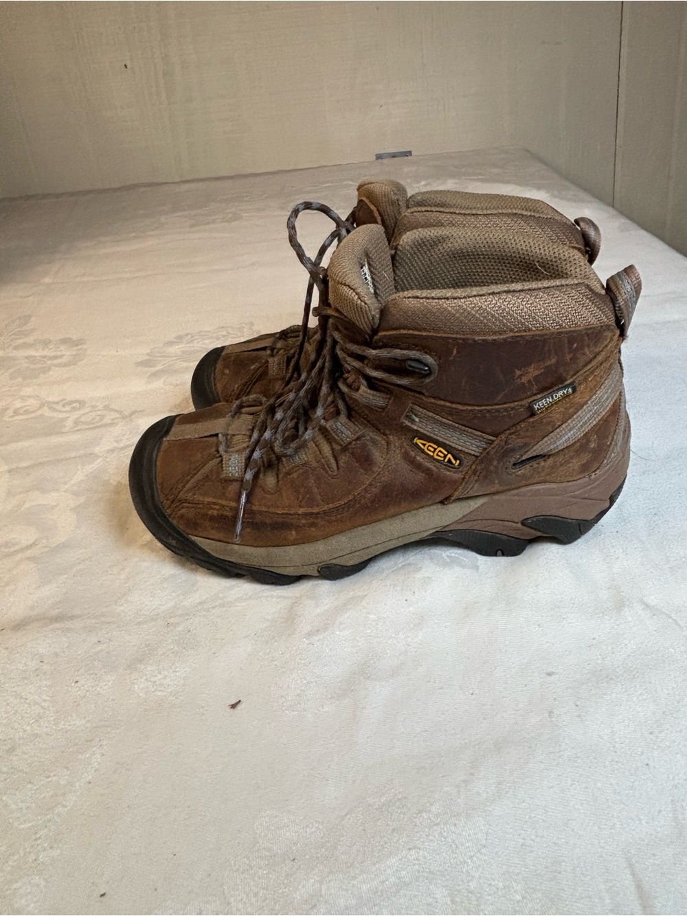 KEEN Womens 6.5 EU 37 Brown Leather KEEN.DRY Mid Hiking Boots Lace Up Gorpcore - Picture 3 of 9